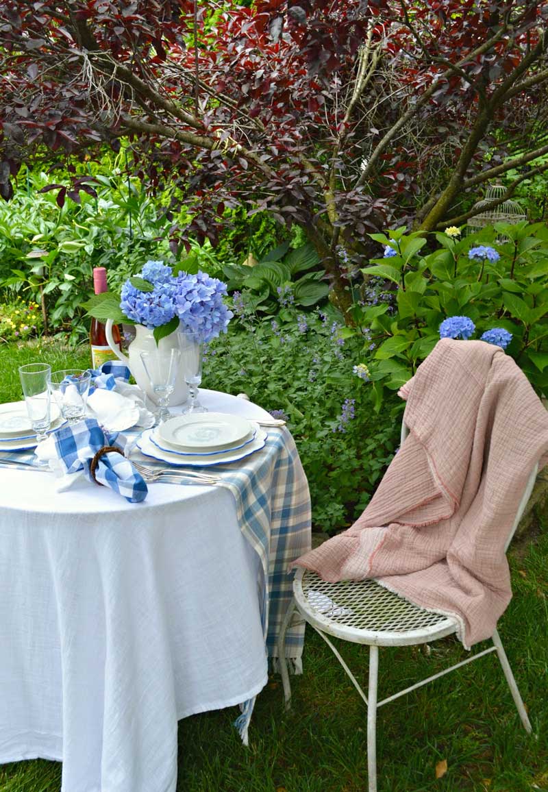 Dining Alfresco: Blue & White Table for Two - Styled Shoot with Rosemary & Thyme